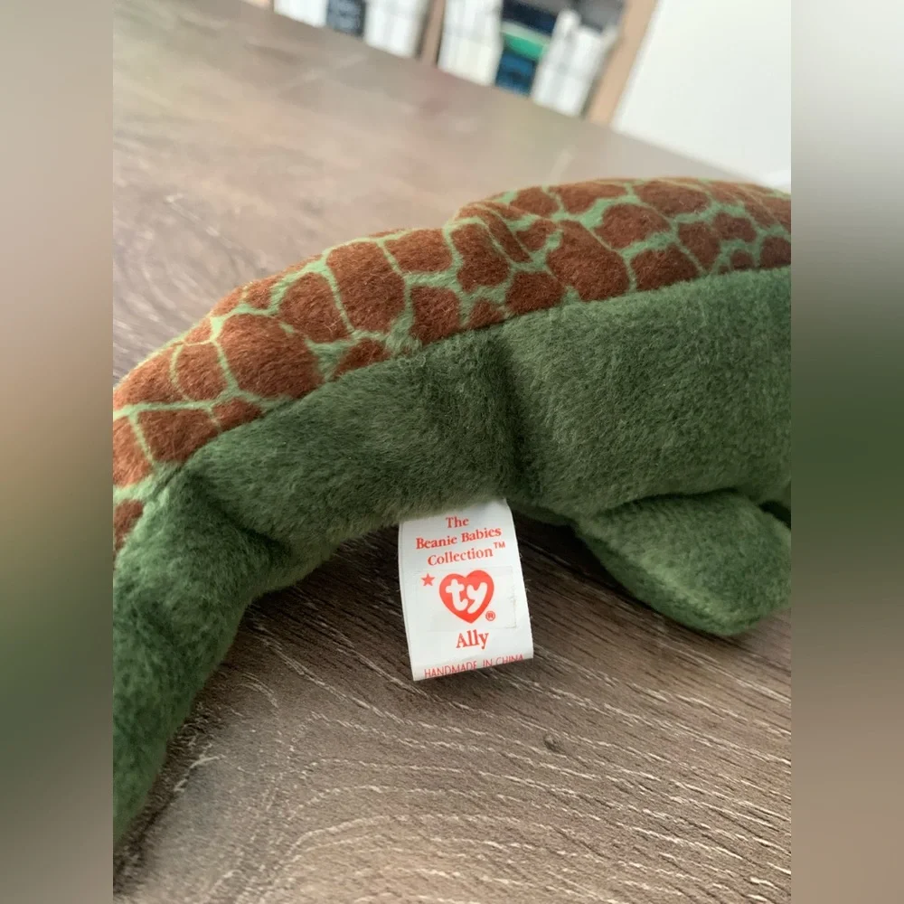 Ally the Aligator Beanie Babie - Picture 2 of 4